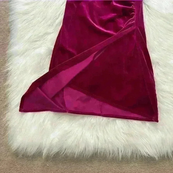 Forever 21 Asymmetrical Velvet Mini Dress Small - Picture 6 of 8